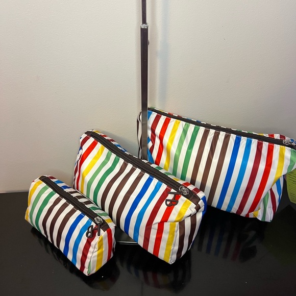 Henri Bendel Rainbow Stripe Cosmetic Bag Set (3 pc) - Collectible & Rare! - Picture 2 of 9